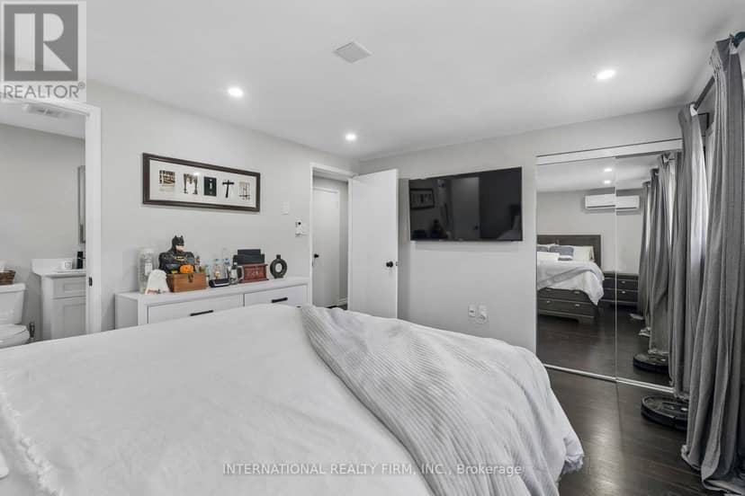 206 Hickling Trail — photo 17 of 40