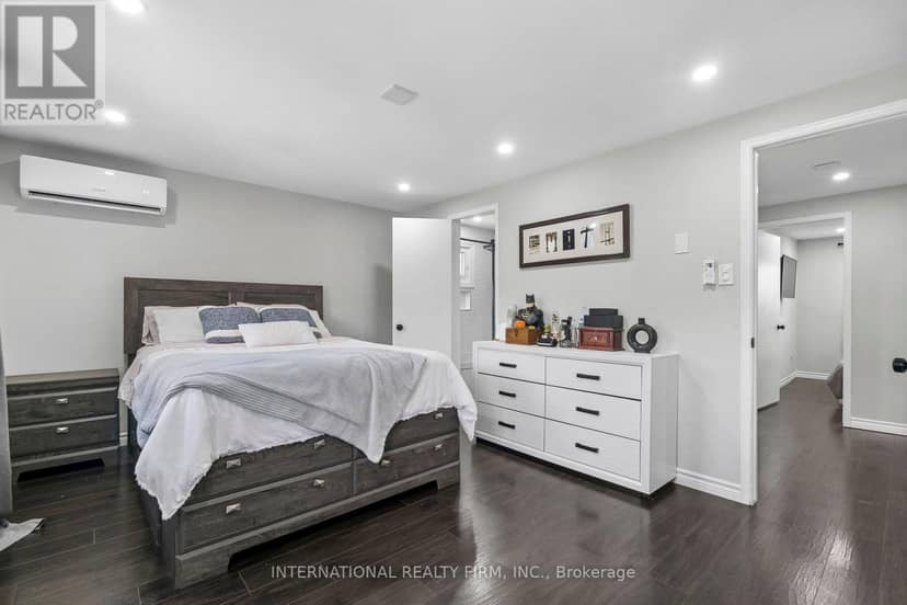 206 Hickling Trail — photo 18 of 40