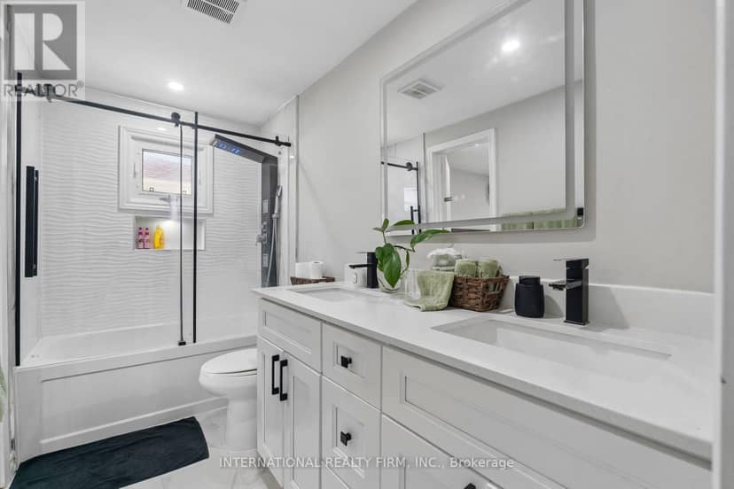 206 Hickling Trail — photo 19 of 40