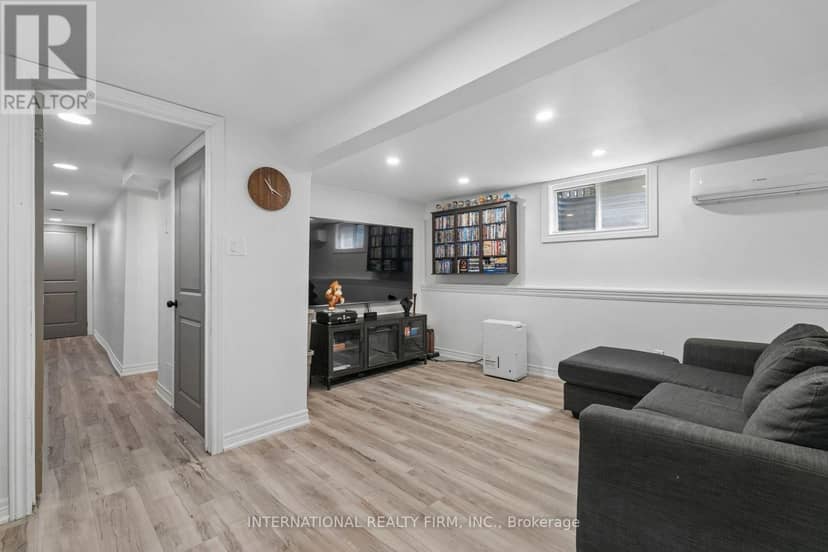 206 Hickling Trail — photo 27 of 40