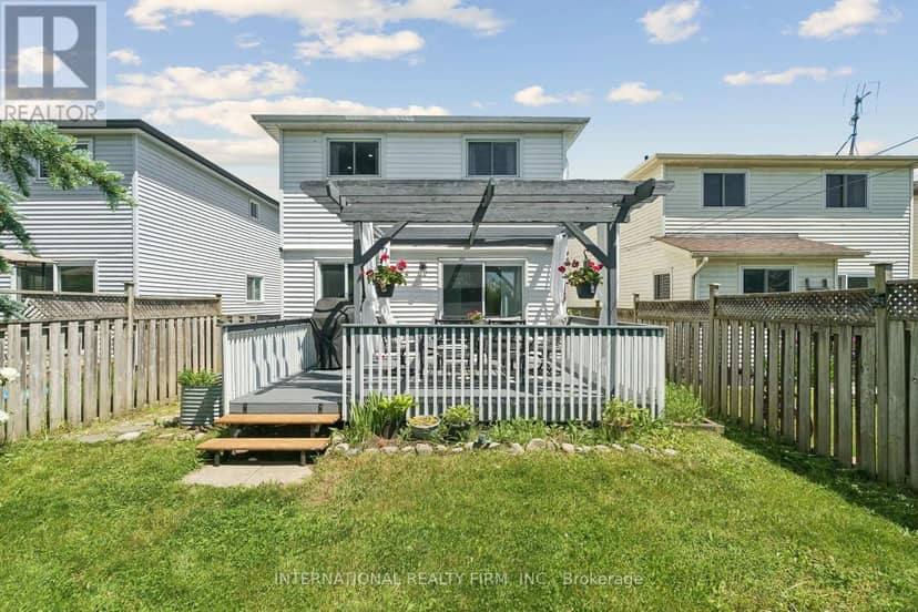 206 Hickling Trail — photo 31 of 40