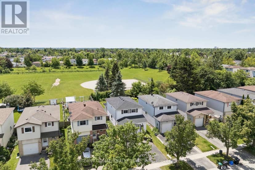 206 Hickling Trail — photo 35 of 40