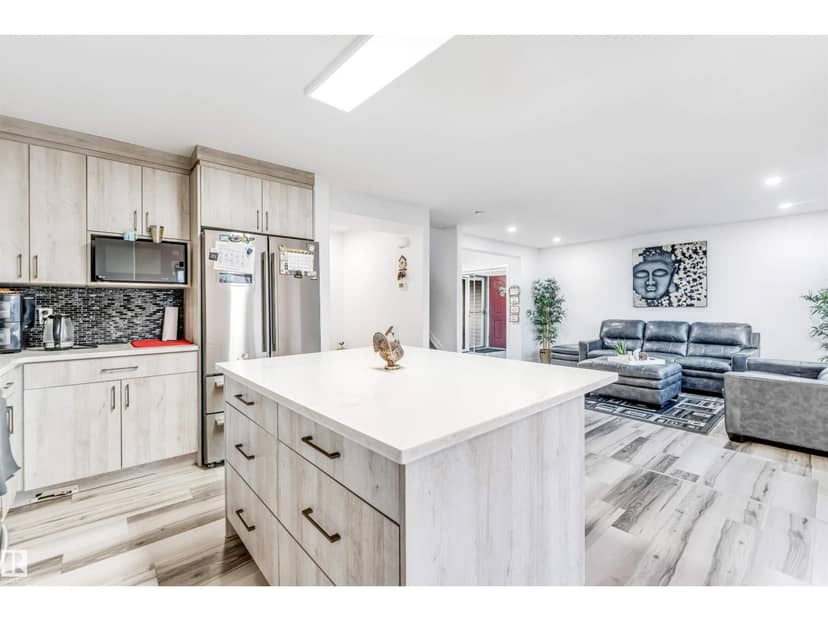 1828 36 AV NW — photo 20 of 40
