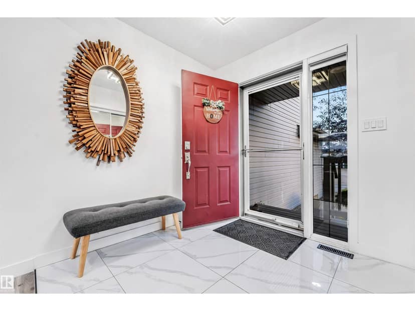 1828 36 AV NW — photo 12 of 40