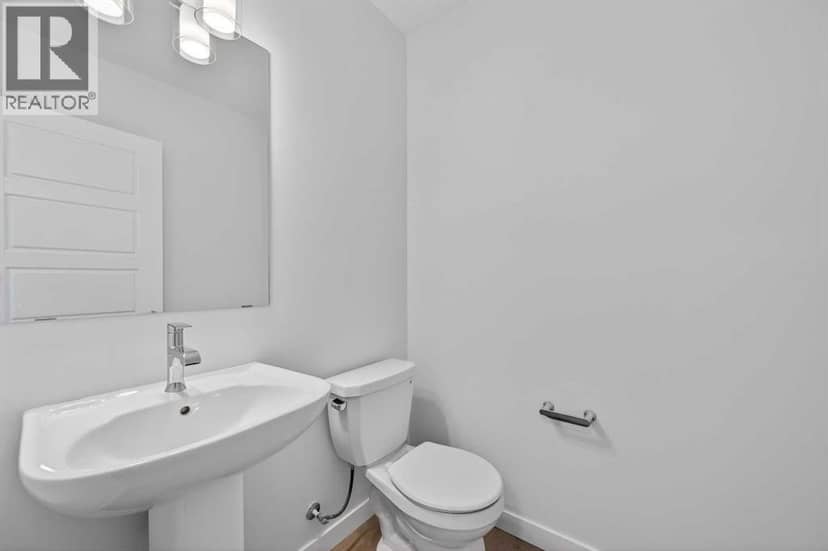 30 Creekside Avenue SW, Calgary, photo 7
