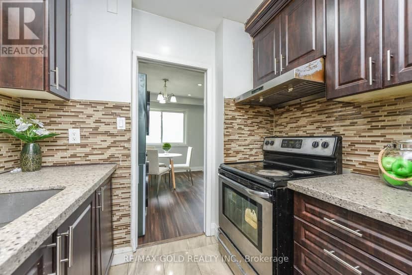 3773 Darla Drive — photo 9 of 36
