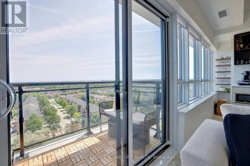 PH15 - 395 Dundas Street W, Oakville, photo 8