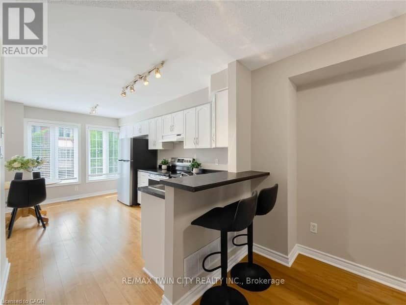 105 - 3480 Upper Middle Road — photo 11 of 40