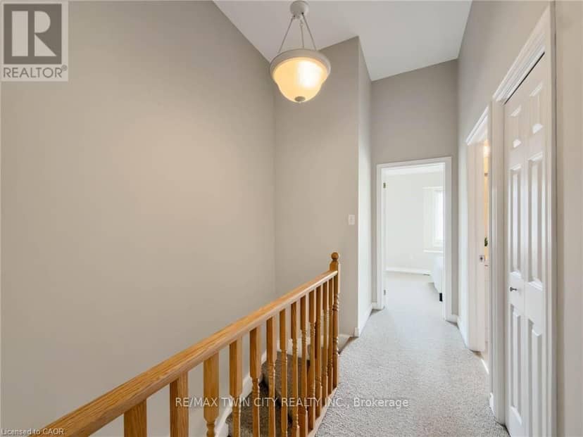105 - 3480 Upper Middle Road — photo 18 of 40