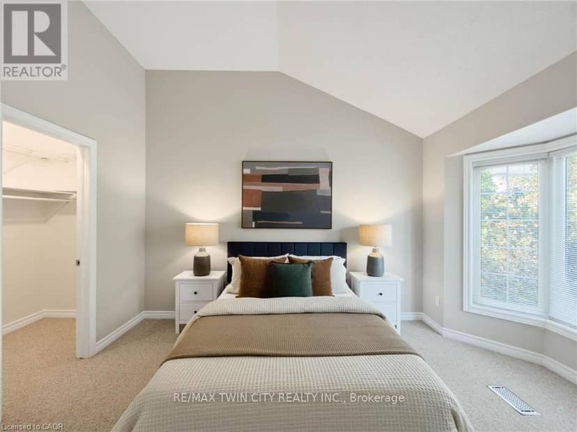 105 - 3480 Upper Middle Road — photo 21 of 40