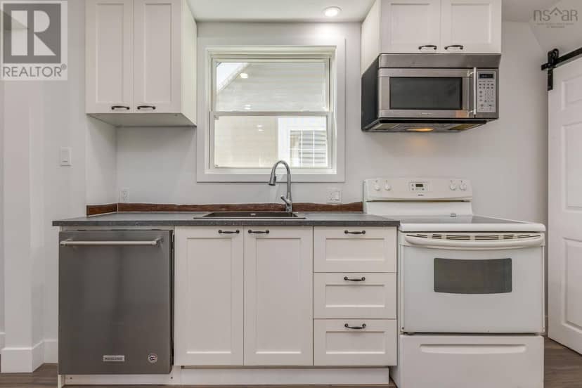 13 McFatridge Road — photo 14 of 40