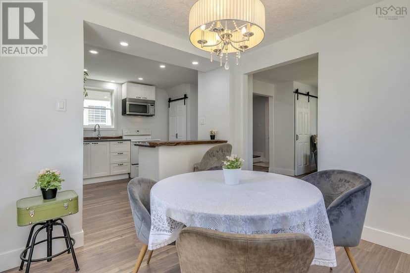 13 McFatridge Road — photo 12 of 40