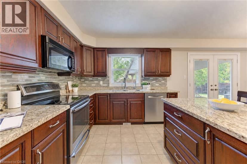 28 ROTH Avenue — photo 19 of 40