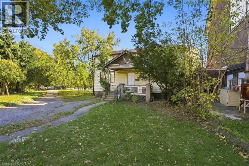 14 LONDON Street N, Hamilton