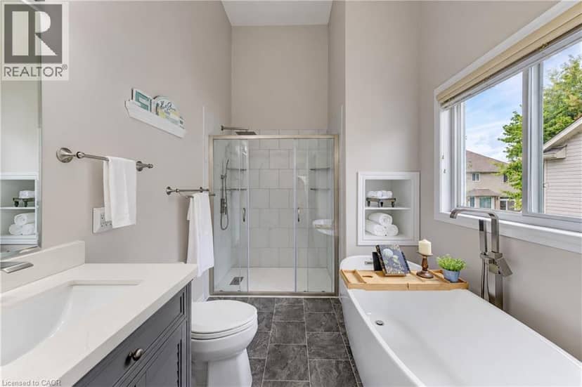 28 ROTH Avenue — photo 29 of 40