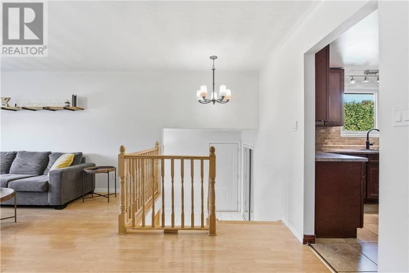 4484 Carl Street — photo 13 of 40