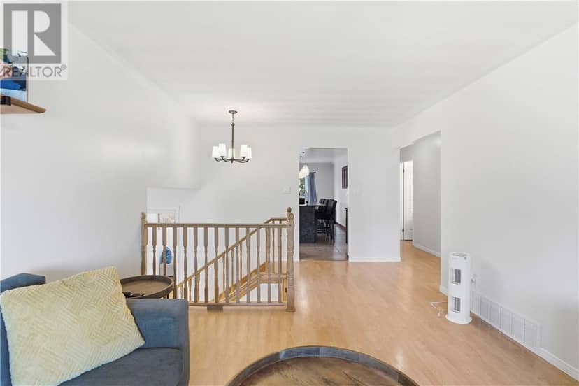 4484 Carl Street — photo 15 of 40