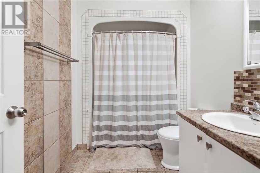 4484 Carl Street — photo 24 of 40