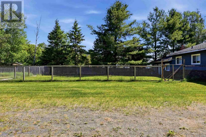 5290 Wierzbicki DR — photo 39 of 40