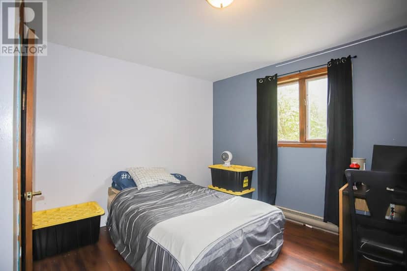 480 Moss RD — photo 12 of 40