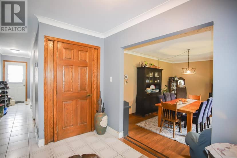 480 Moss RD — photo 11 of 40