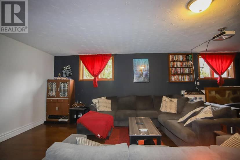 480 Moss RD — photo 24 of 40