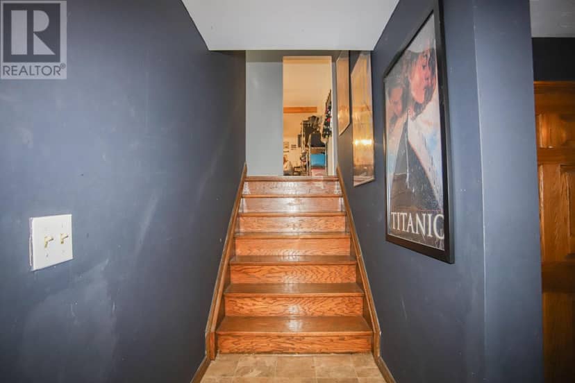 480 Moss RD — photo 28 of 40