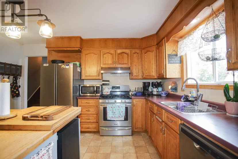 480 Moss RD — photo 38 of 40