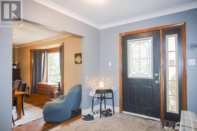 480 Moss RD — photo 8 of 40