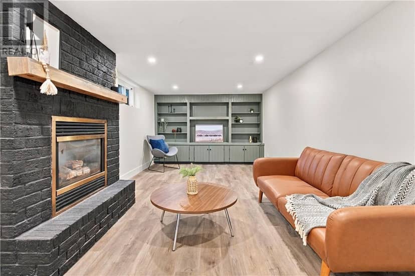 15 Clairmont Street — photo 17 of 27