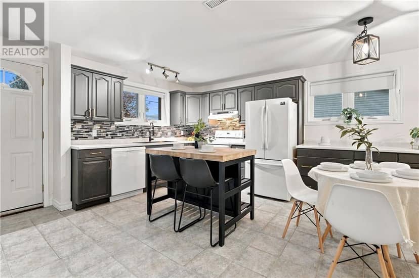 15 Clairmont Street, Sudbury, photo 6