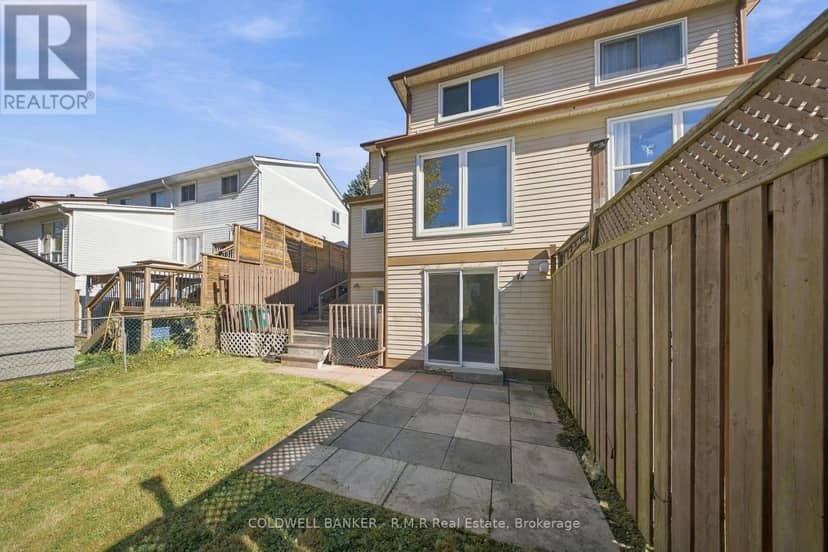 152 Londonderry Street — photo 37 of 40