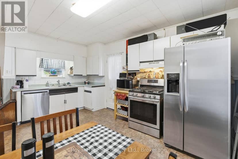 165 Colborne Street — photo 15 of 36