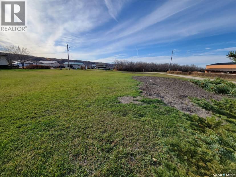 29 & 31 Larocque DRIVE — photo 4 of 9