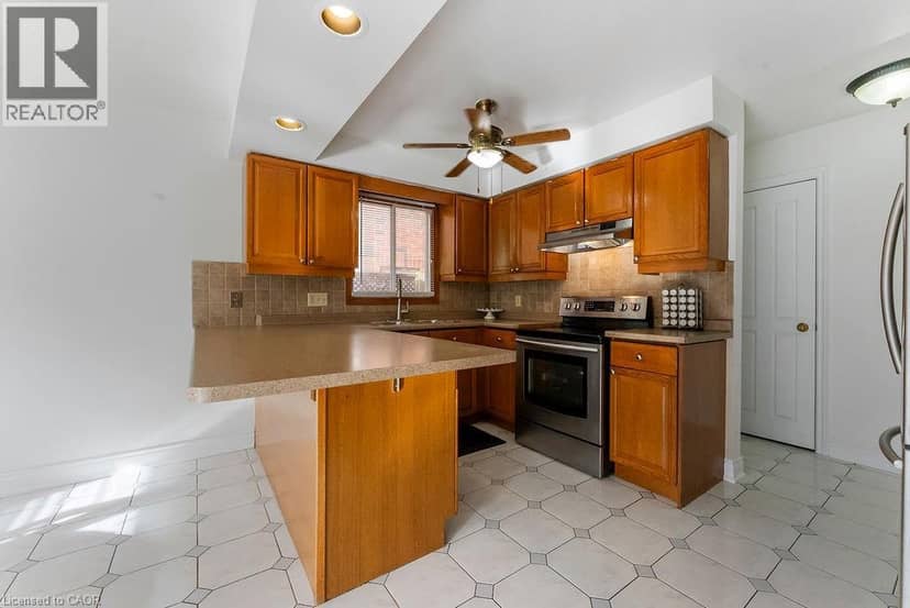 113 GREENSHIRE Drive — photo 17 of 40