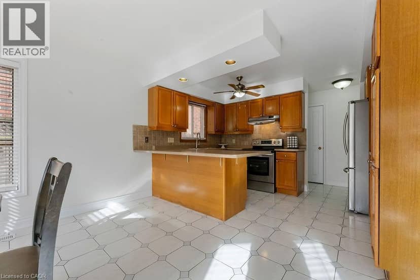113 GREENSHIRE Drive — photo 13 of 40