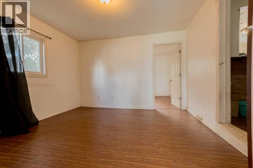 206 7th Street — photo 14 of 22