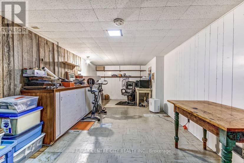19 Rapelje Street — photo 17 of 23