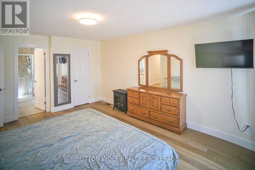 67 Willow Crescent — photo 21 of 40