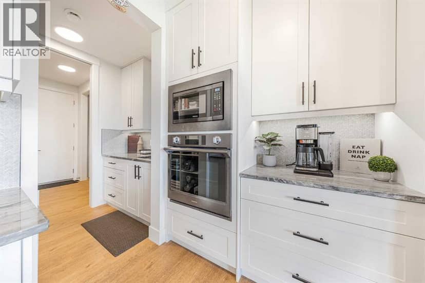 92 Walcrest View SE — photo 14 of 40