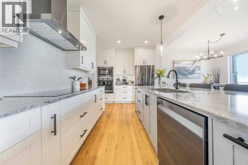 92 Walcrest View SE — photo 13 of 40
