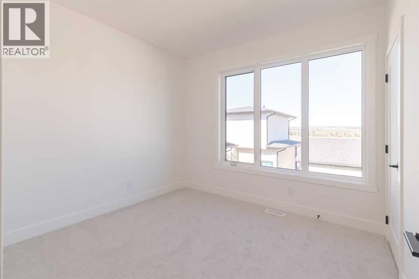 119 Greenwich Heath NW — photo 32 of 40
