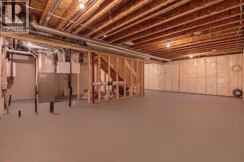 119 Greenwich Heath NW — photo 38 of 40