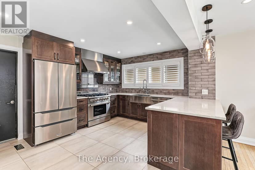 136 Grand Cypress Lane, Blue Mountains, photo 5