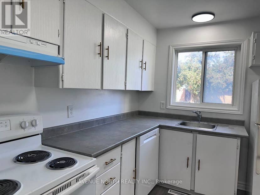 1370 Foxwell Street — photo 24 of 29