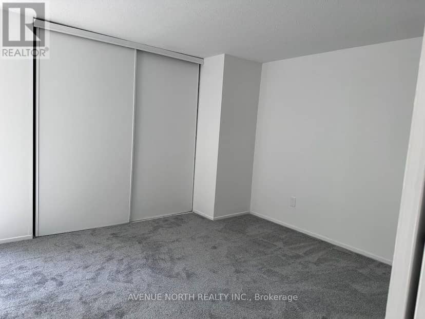1370 Foxwell Street — photo 9 of 29