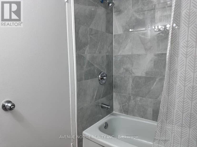 1 - 1469 Foxwell Street — photo 18 of 19