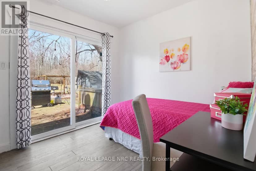 529 Rosehill Road — photo 9 of 24