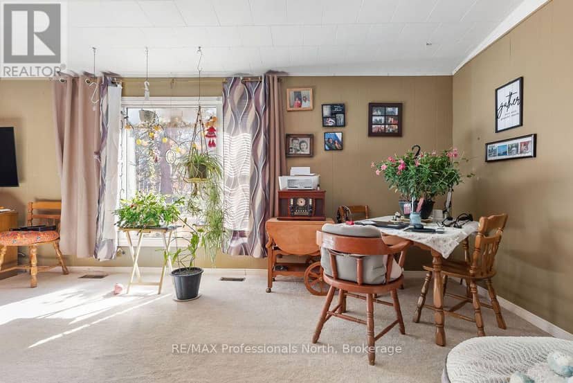 63 Sunnyside Street — photo 18 of 33