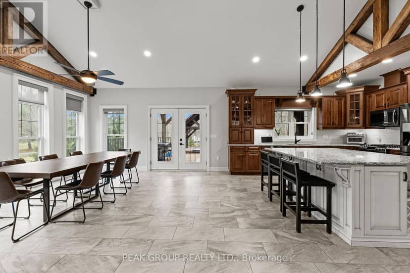 662 Foss Road — photo 15 of 40